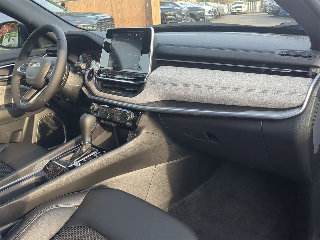 2026 Jeep Compass Latitude Gresham OR