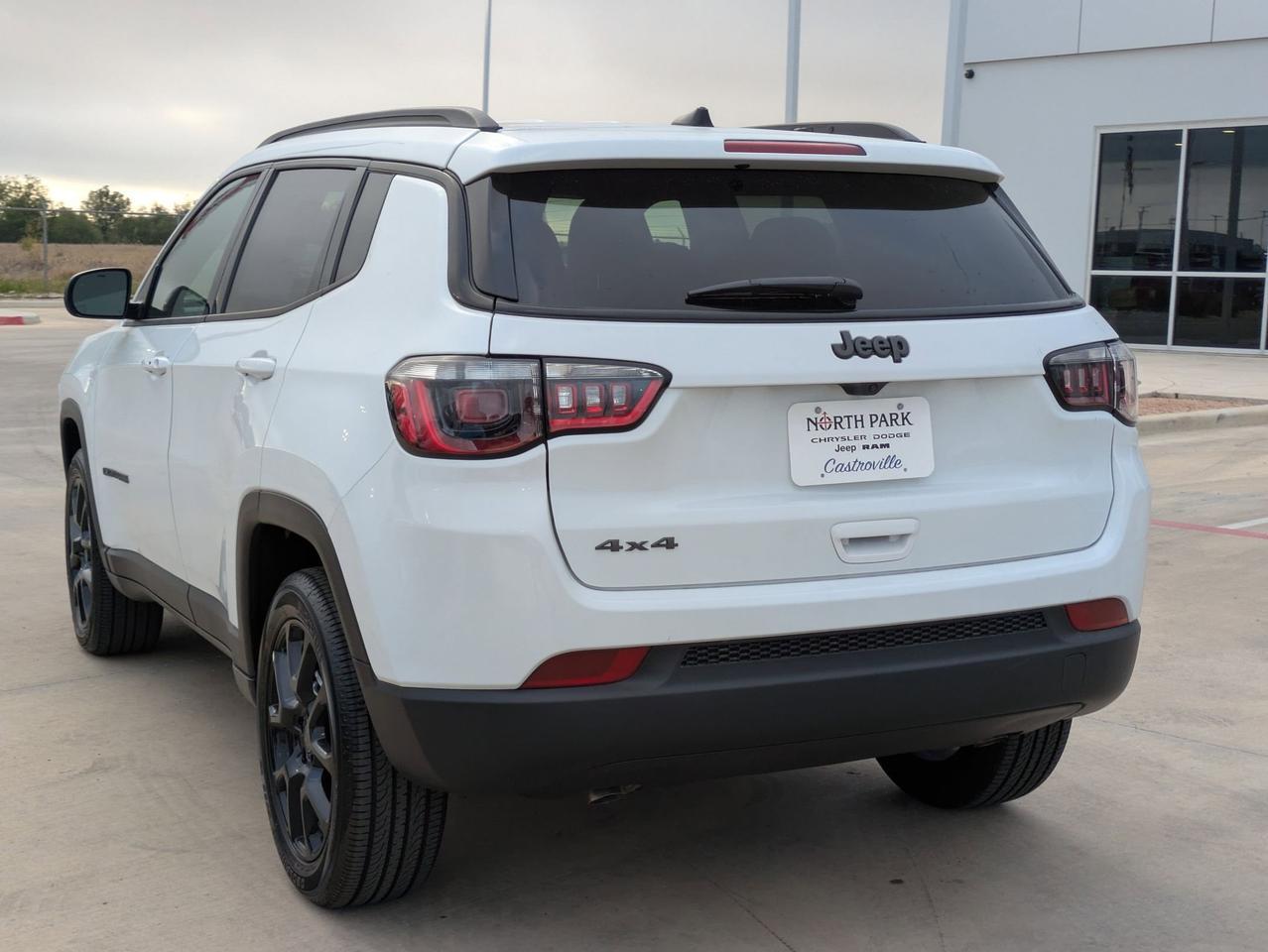 2026 Jeep Compass Latitude Castroville TX