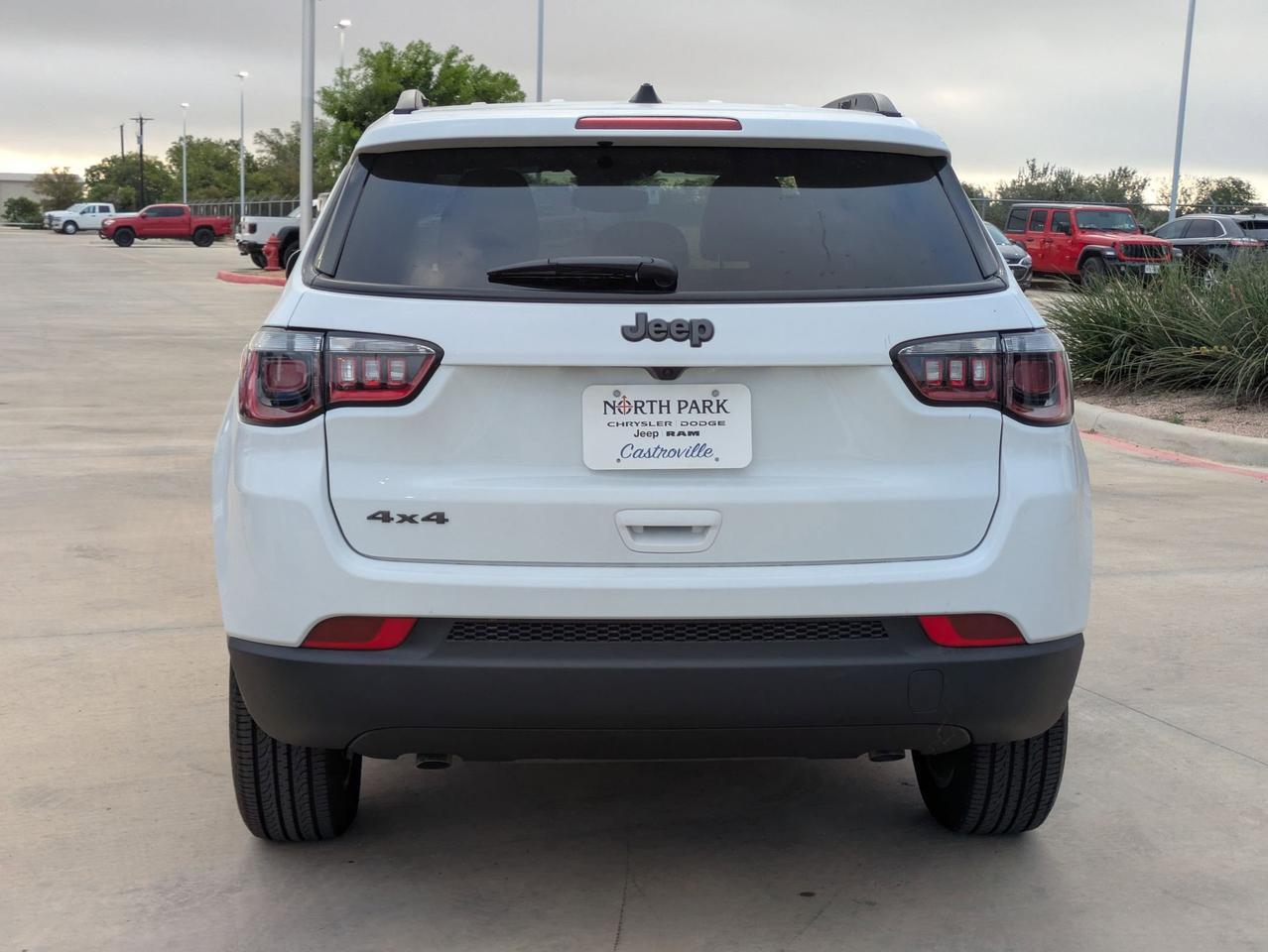 2026 Jeep Compass Latitude Castroville TX