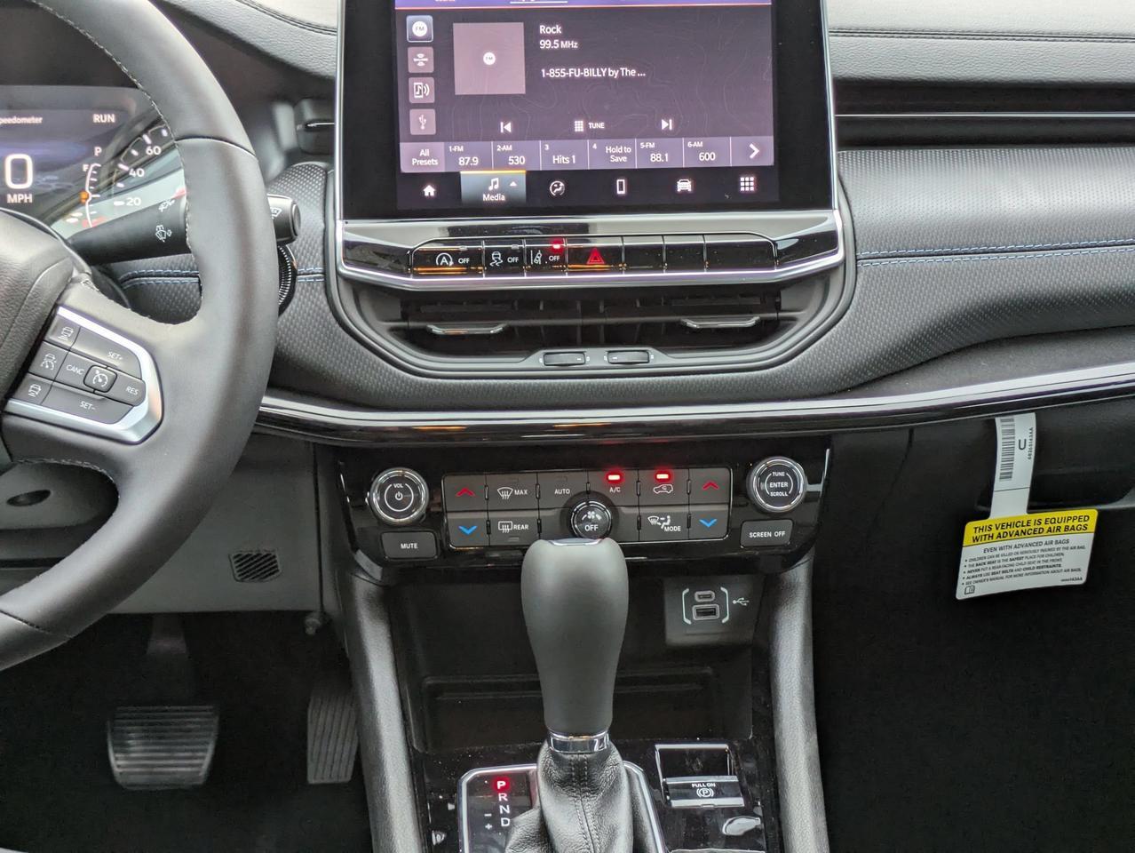 2026 Jeep Compass Latitude Castroville TX