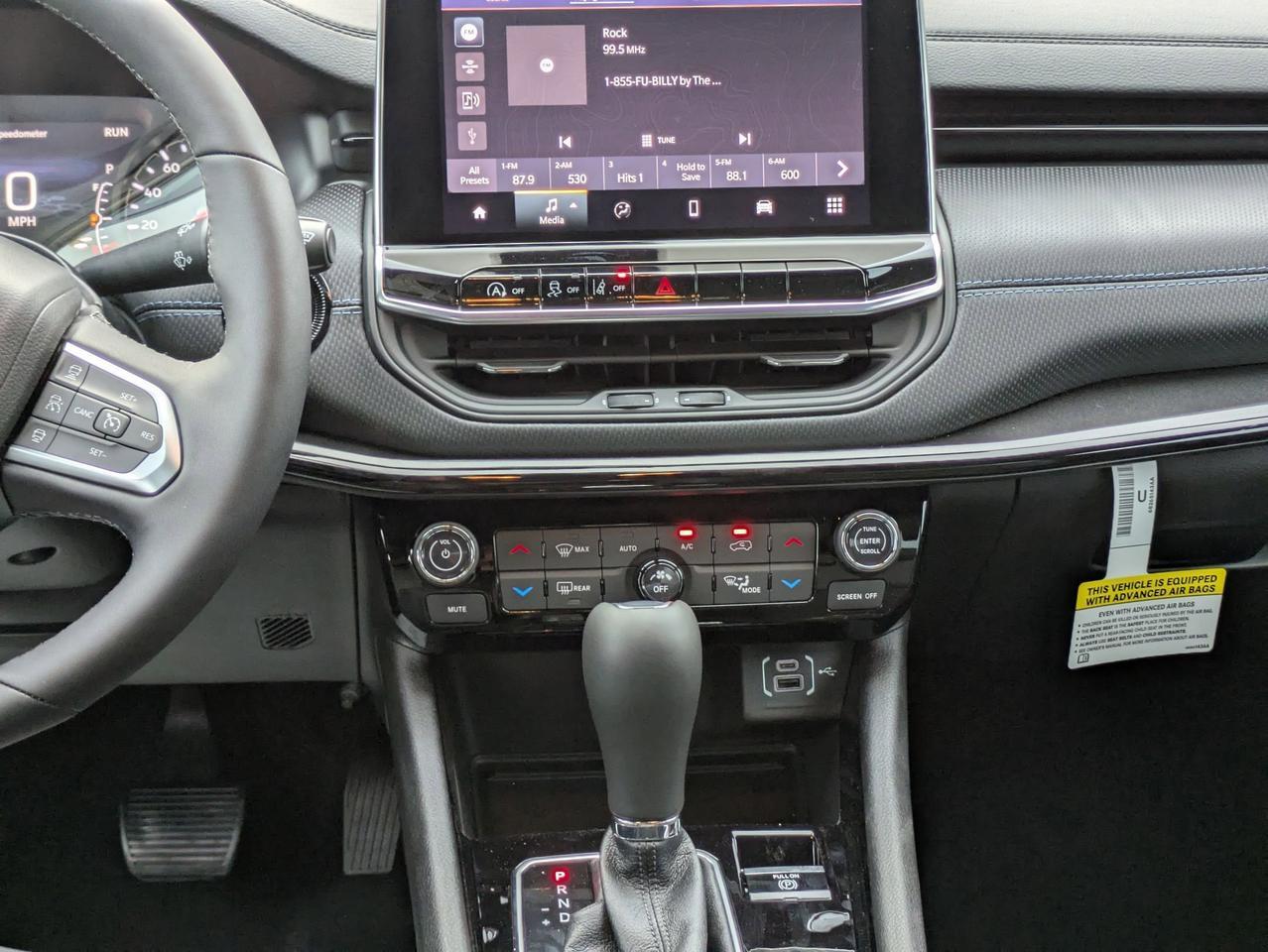 2026 Jeep Compass Latitude Castroville TX