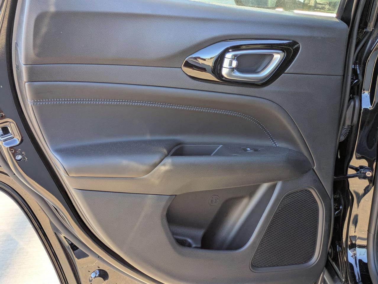 2026 Jeep Compass Latitude Castroville TX