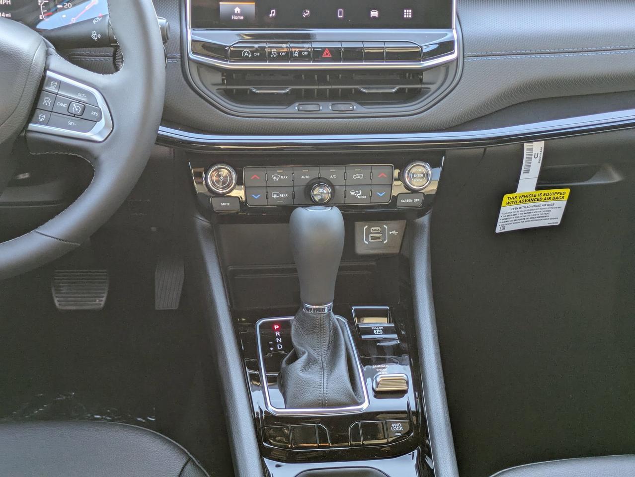 2026 Jeep Compass Latitude Castroville TX