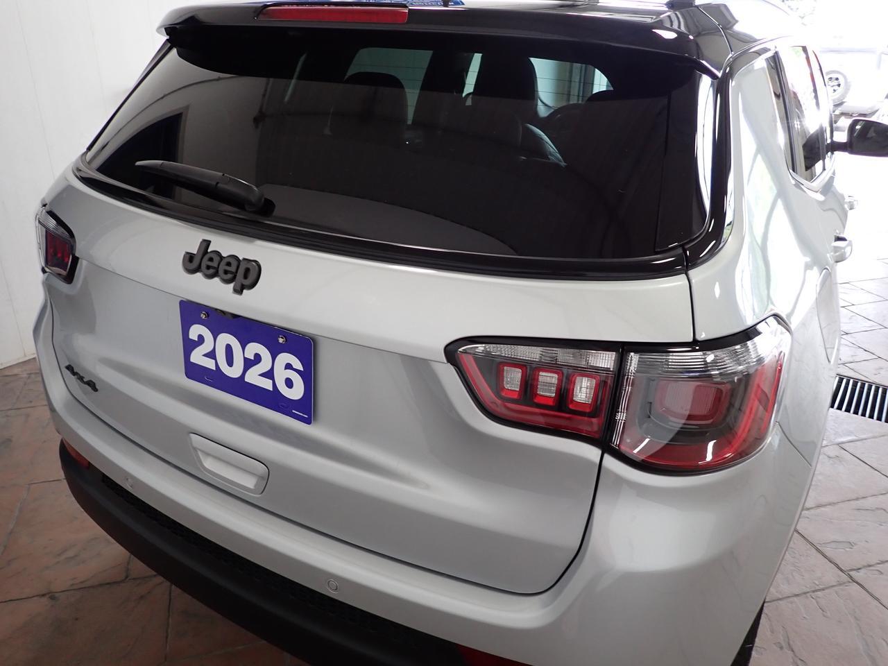 2026 Jeep Compass Limited 4X4 LEATHER NAVI SUNROOF Listowel ON