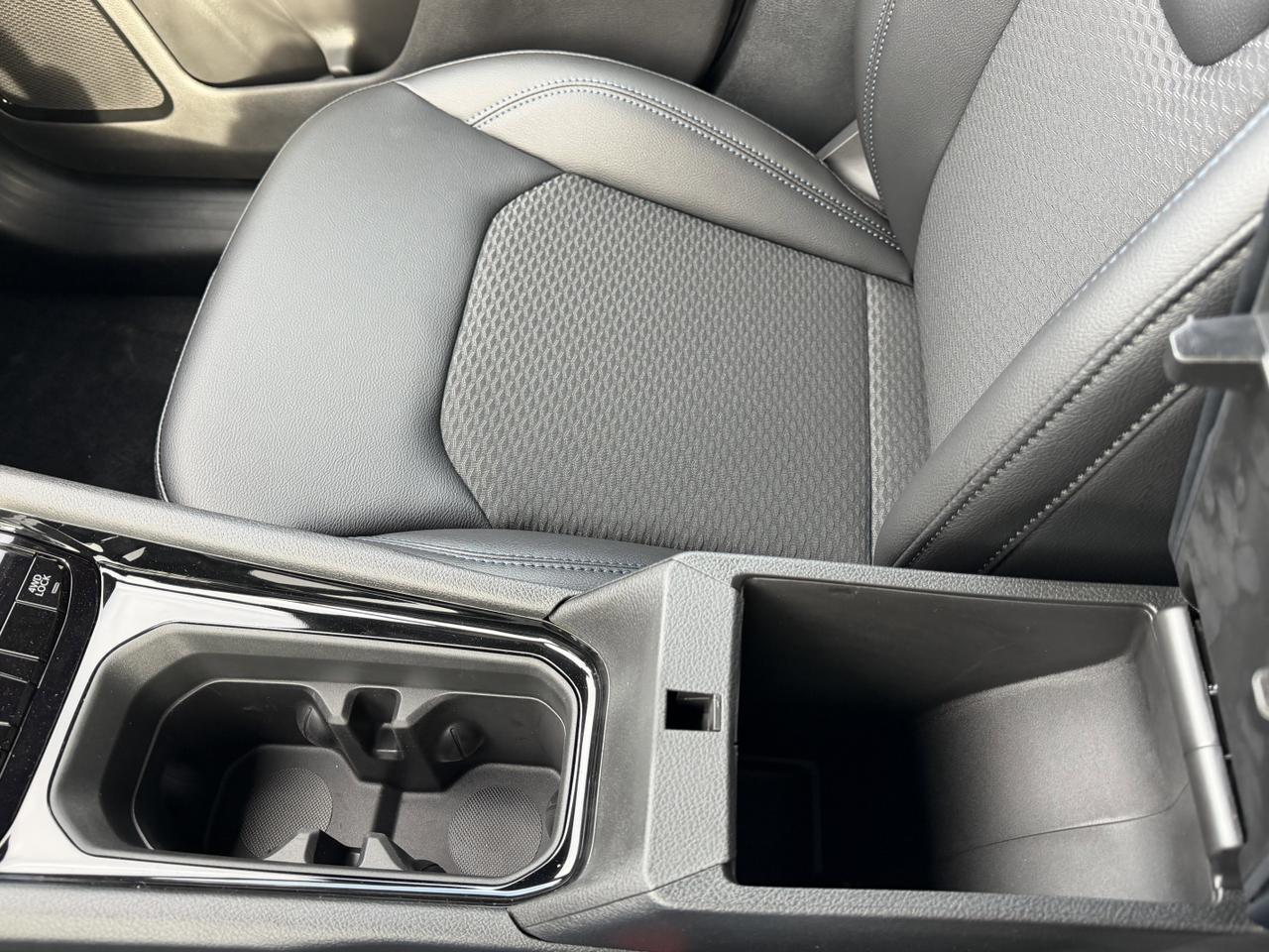 2026 Jeep Compass North 4x4 | 2L Turbo | Fathom Blue Pearl | Heated Seats | Remote Start | Backup Camera | Bluetooth Redwater AB