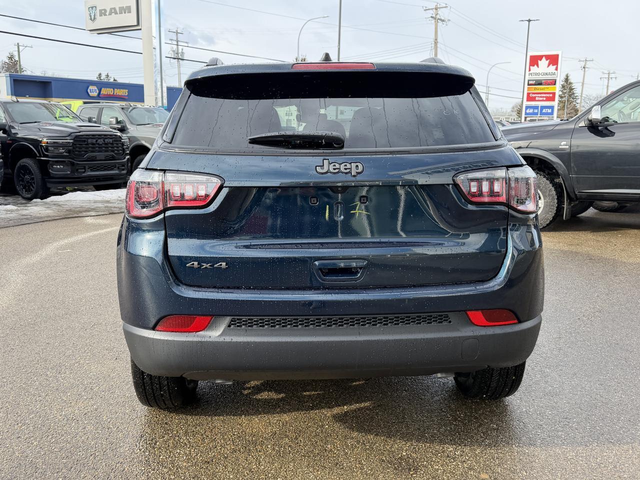 2026 Jeep Compass North 4x4 | 2L Turbo | Fathom Blue Pearl | Heated Seats | Remote Start | Backup Camera | Bluetooth Redwater AB