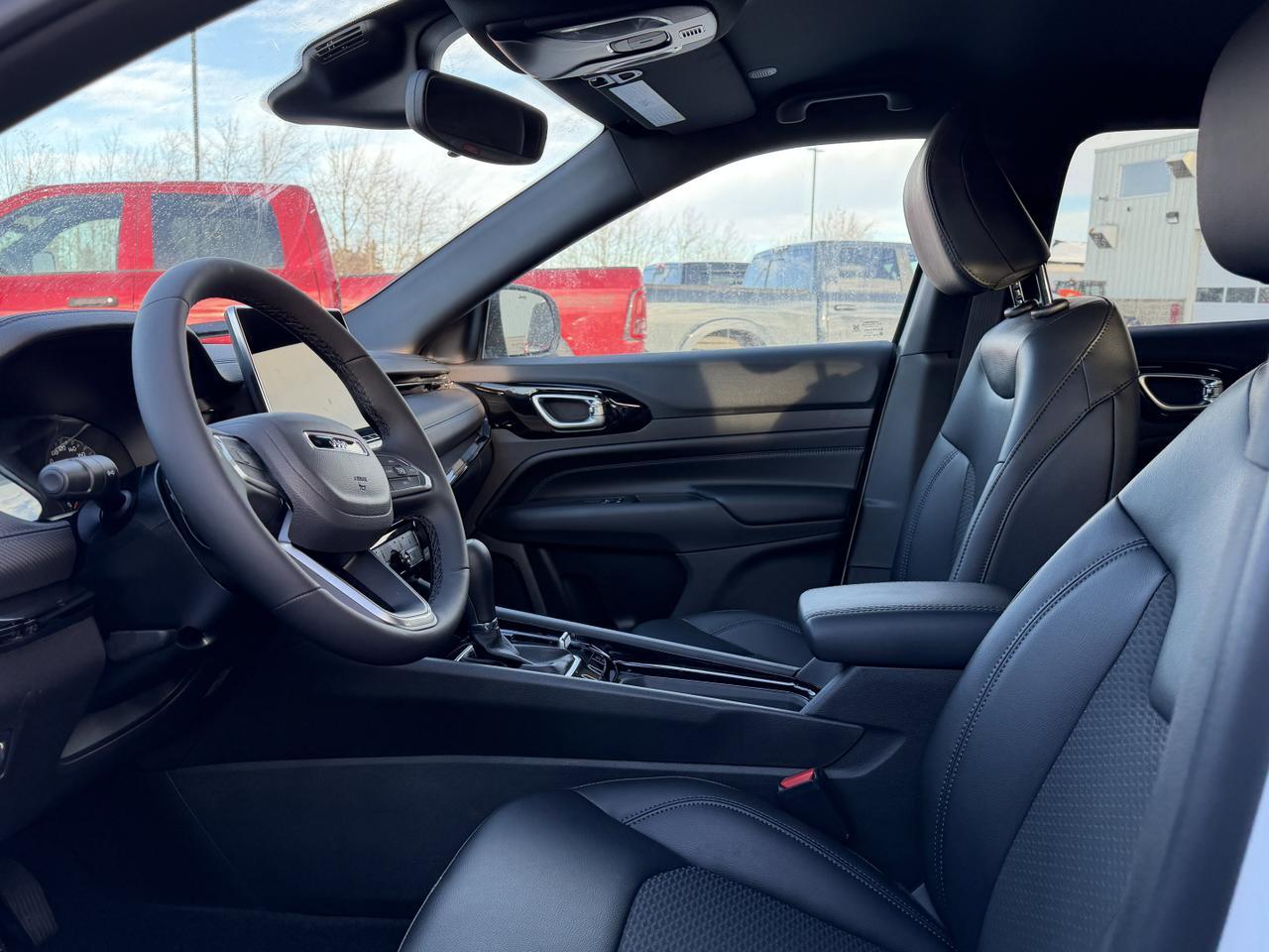 2026 Jeep Compass North 4x4 | 2L Turbo | Heated Seats | Remote Start | Keyless Entry | Backup Camera | Bluetooth Redwater AB