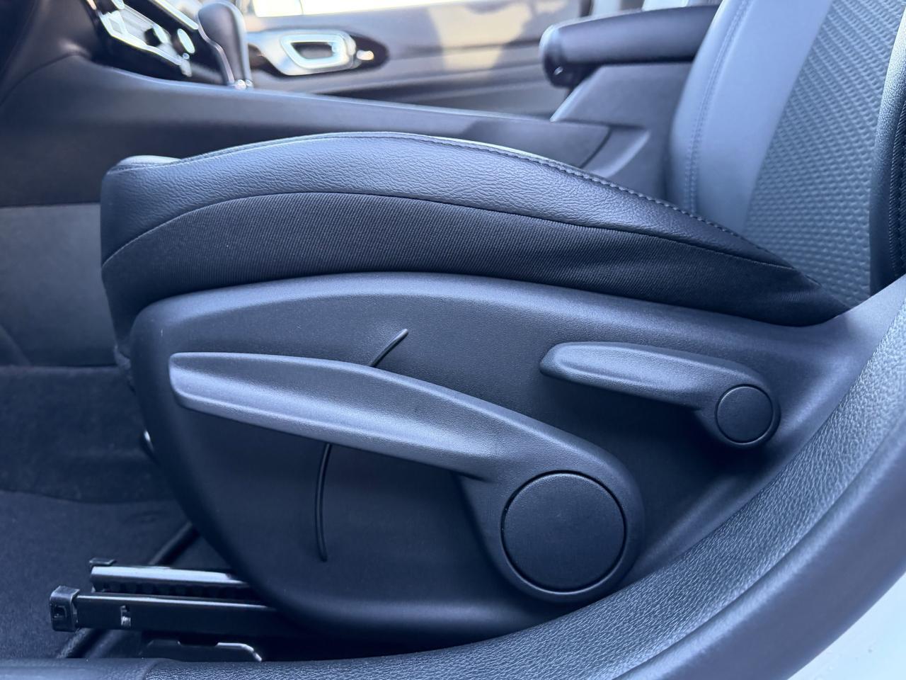 2026 Jeep Compass North 4x4 | 2L Turbo | Heated Seats | Remote Start | Keyless Entry | Backup Camera | Bluetooth Redwater AB