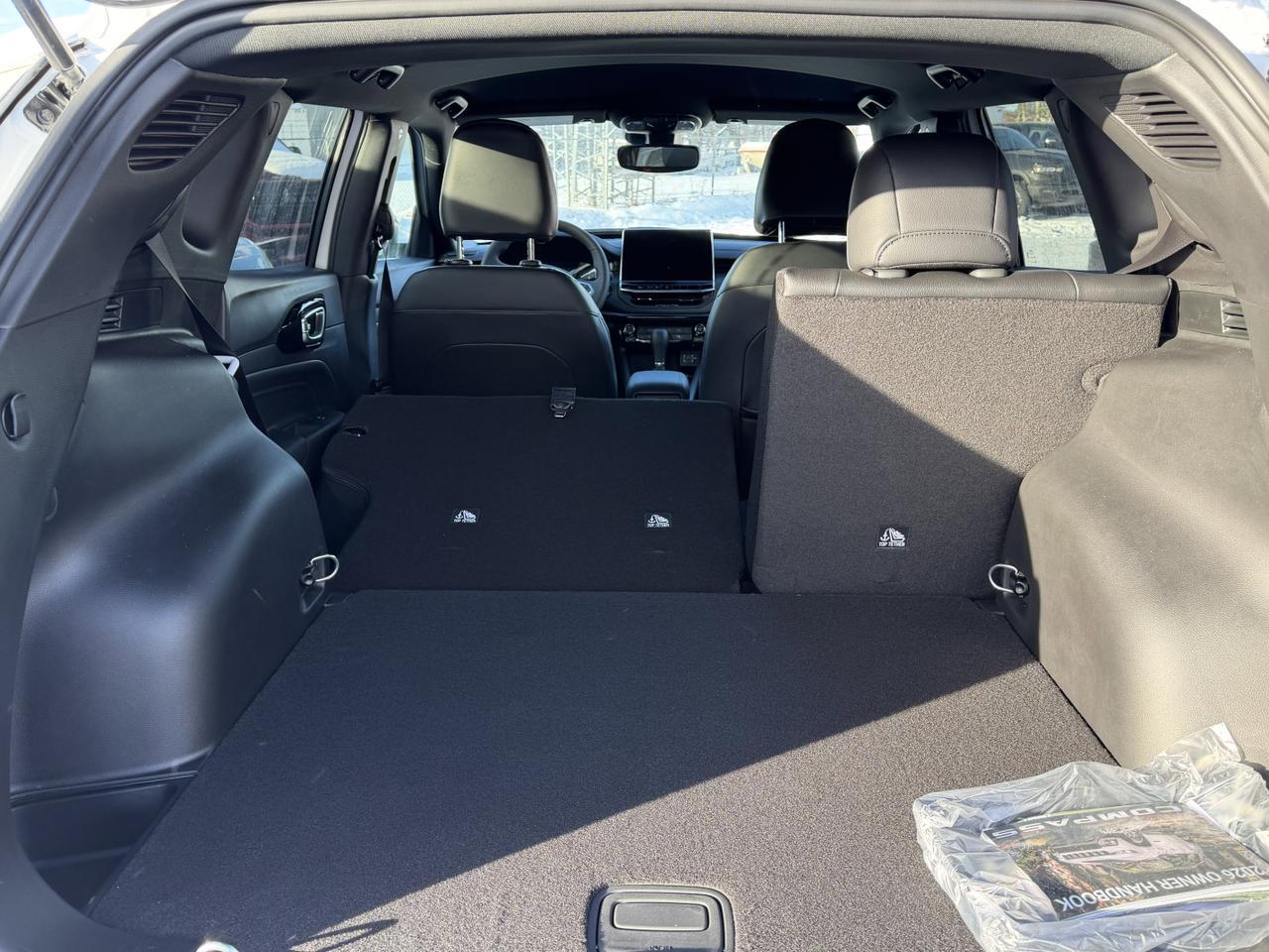 2026 Jeep Compass North 4x4 | 2L Turbo | Heated Seats | Remote Start | Keyless Entry | Backup Camera | Bluetooth Redwater AB