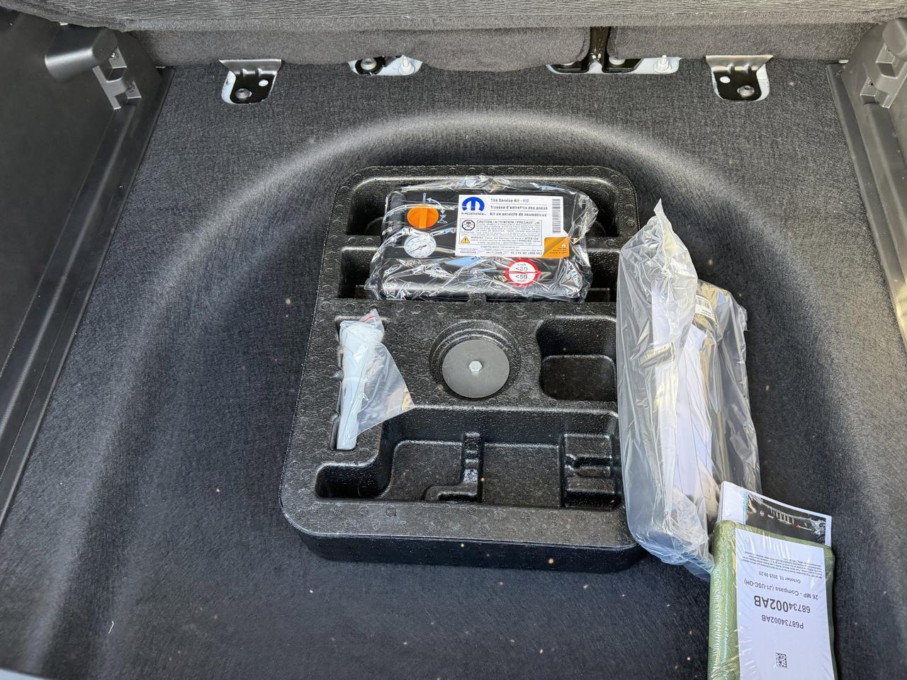 2026 Jeep Compass North 4x4 | 2L Turbo | Heated Seats | Remote Start | Keyless Entry | Backup Camera | Bluetooth Redwater AB