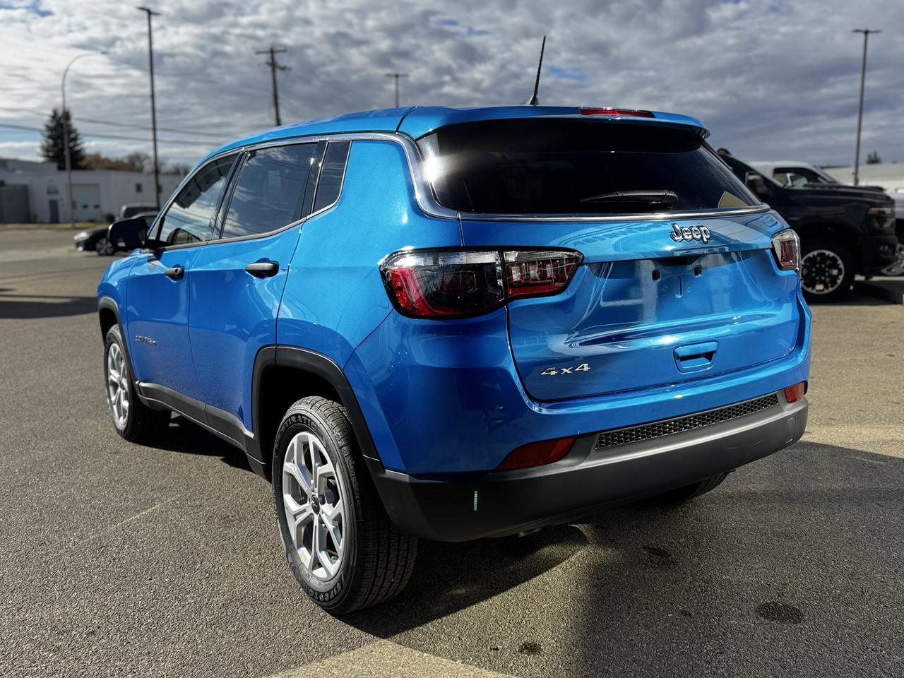 2026 Jeep Compass Sport 4x4 | 2L Turbo | Hydro Blue Pearl | Backup Camera | Heated Seats Redwater AB