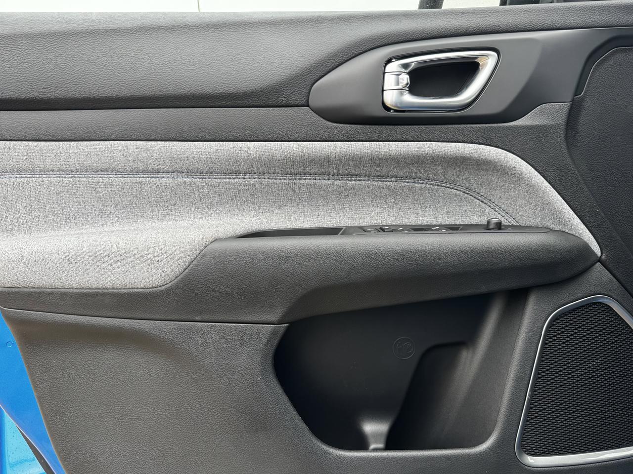 2026 Jeep Compass Sport 4x4 | 2L Turbo | Hydro Blue Pearl | Backup Camera | Heated Seats Redwater AB