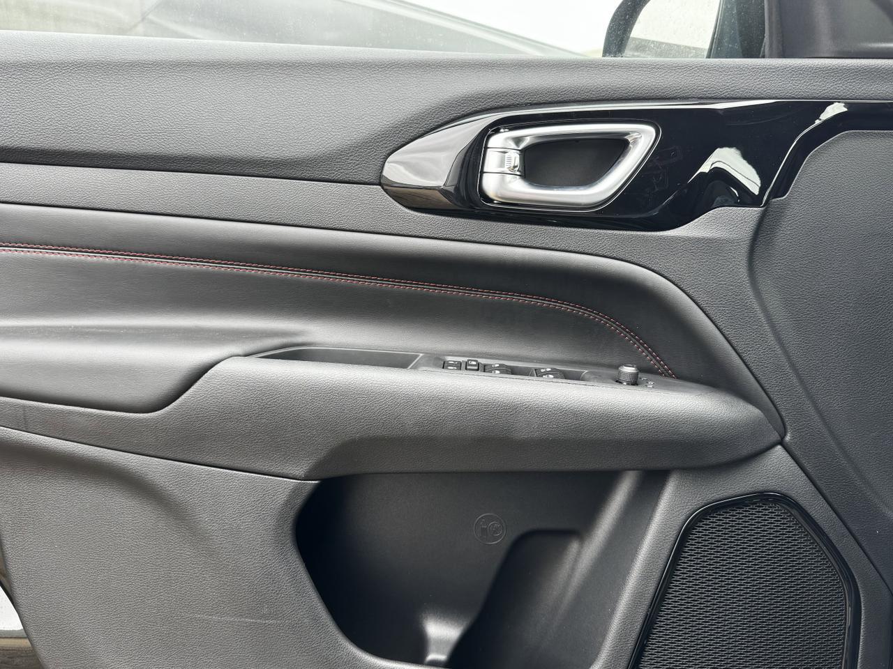 2026 Jeep Compass Trailhawk 4x4 | 2L Turbo | Full Sunroof | NAV | Heated Seats | Backup Camera Redwater AB