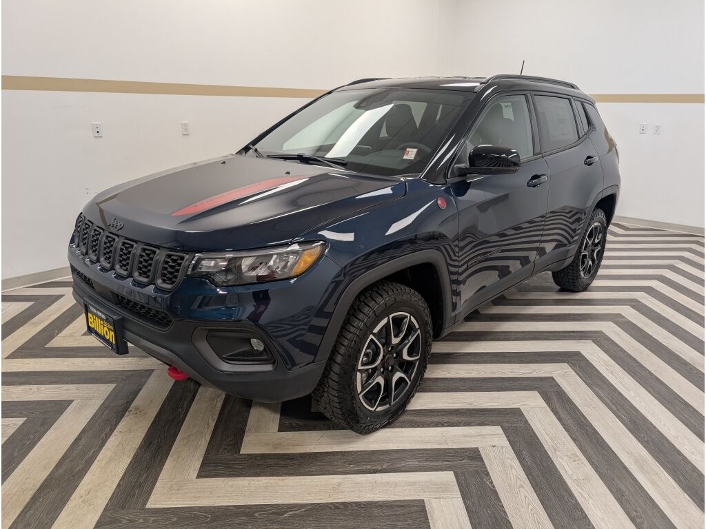 2026 Jeep Compass Trailhawk Gasoline