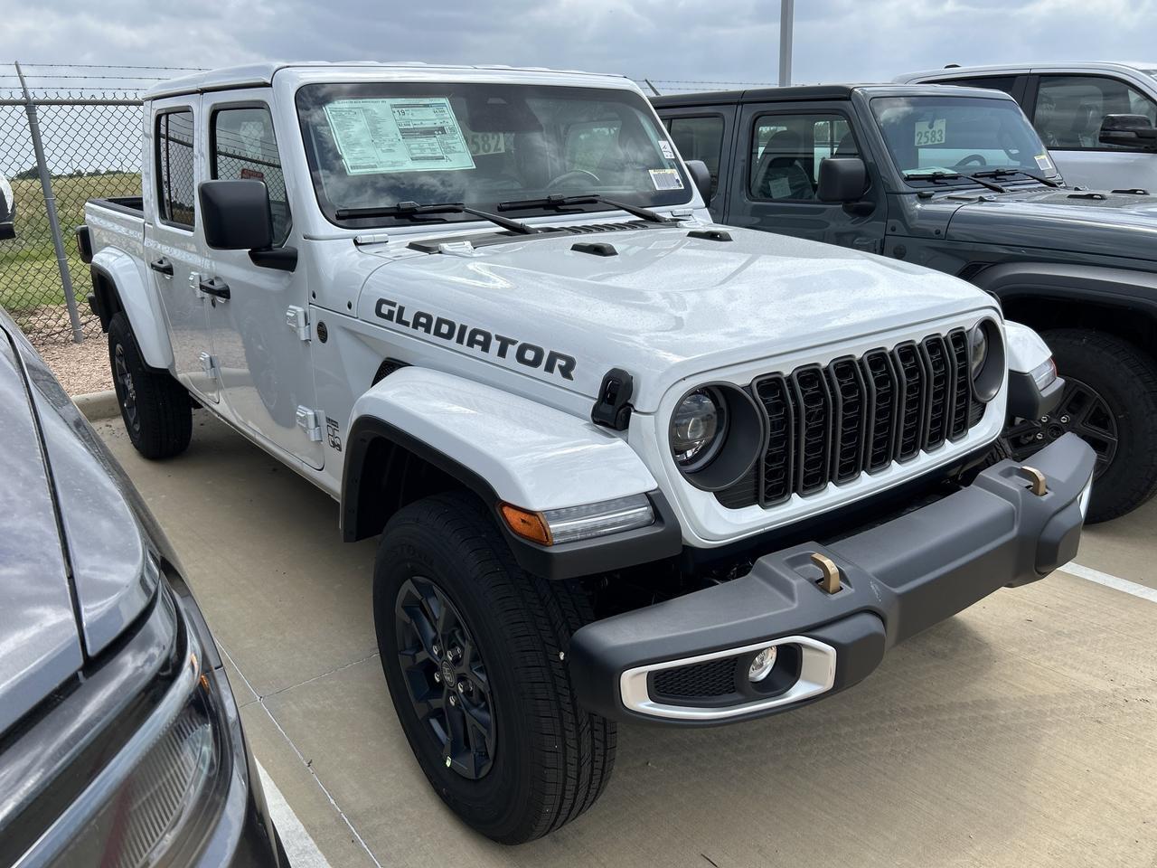 2026 Jeep Gladiator 85th Anniversary Edition