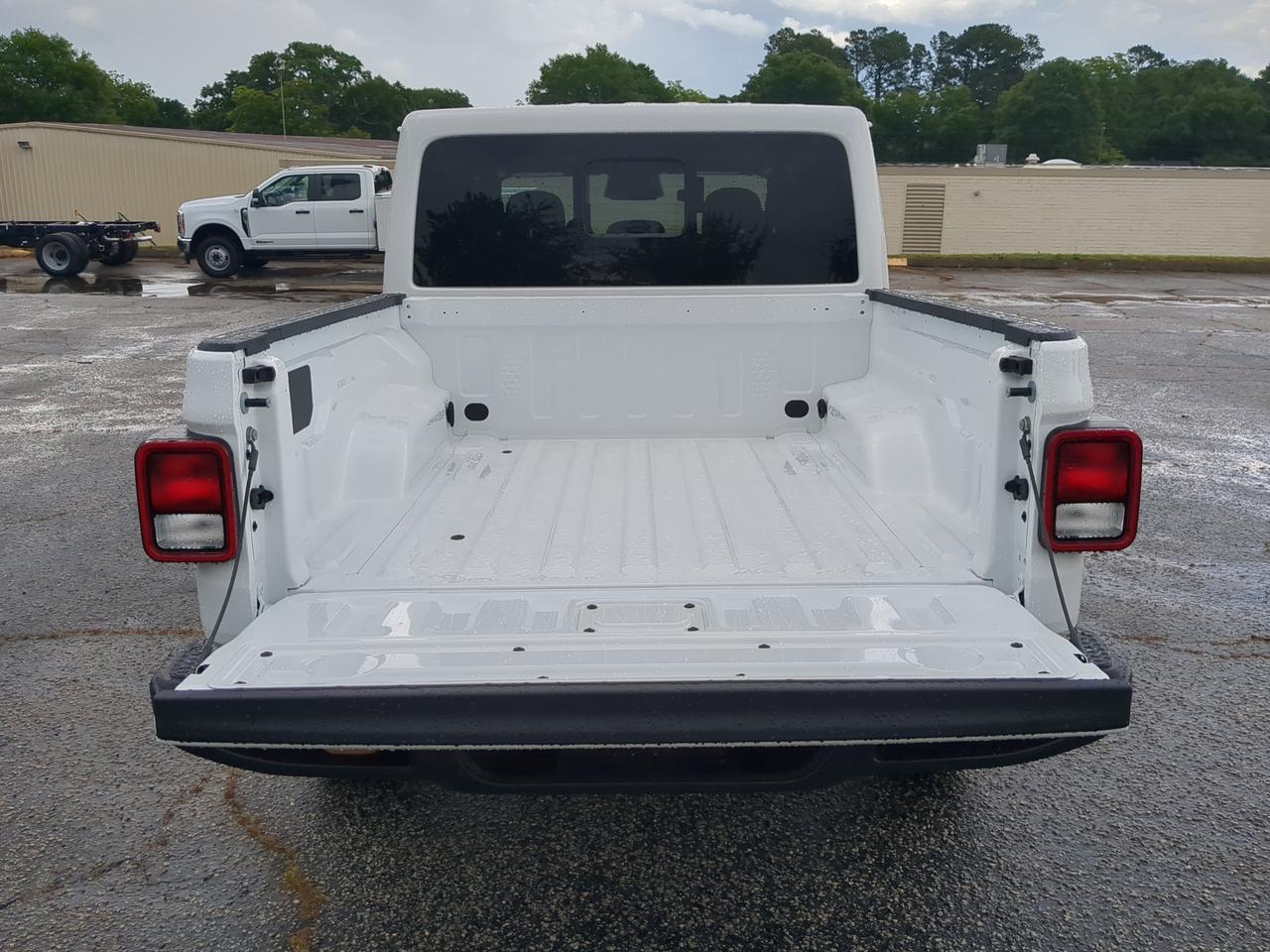 2026 Jeep Gladiator 85th Anniversary Edition Winder GA