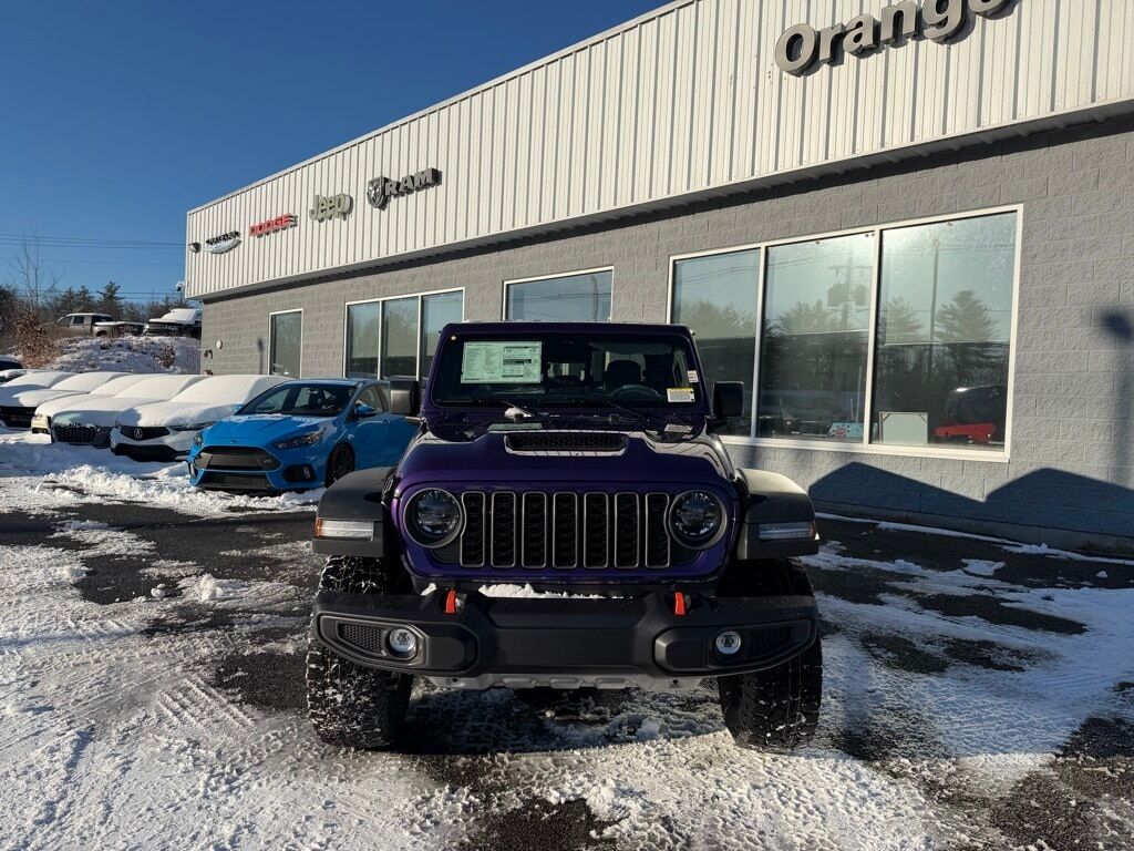 2026 Jeep Gladiator MOJAVE 4X4 Orange MA