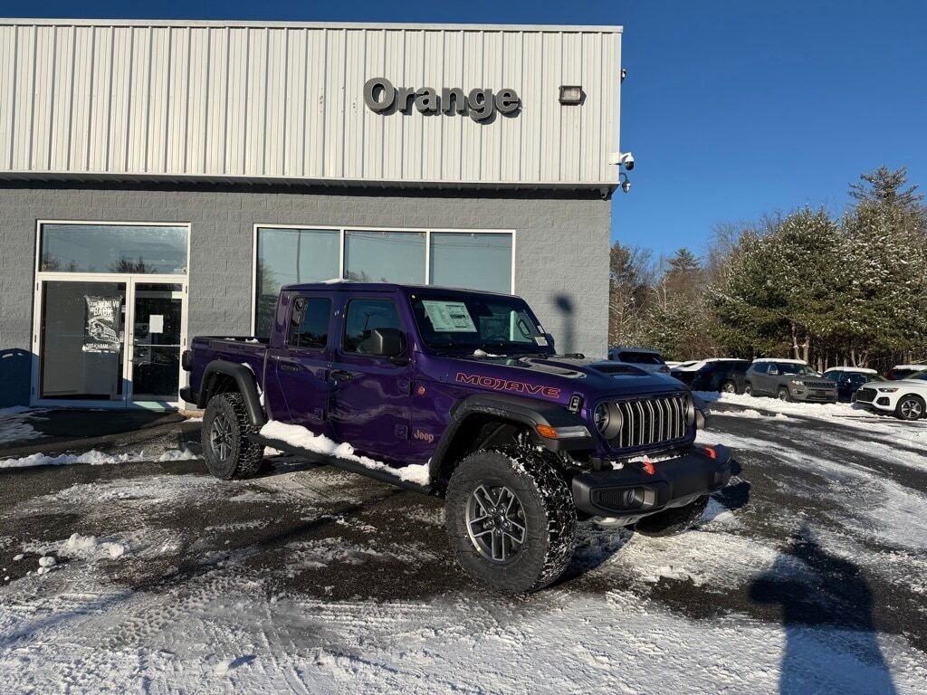 2026 Jeep Gladiator MOJAVE 4X4 Orange MA