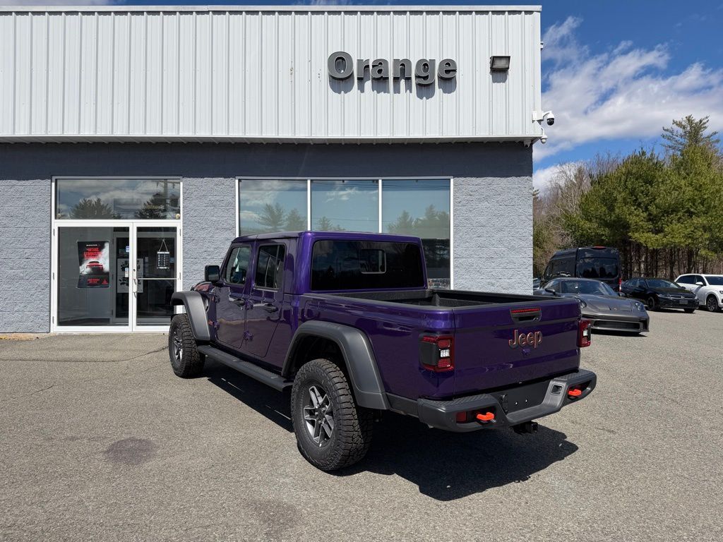 2026 Jeep Gladiator MOJAVE 4X4 Orange MA