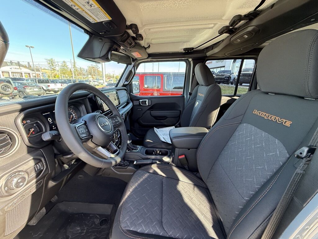 2026 Jeep Gladiator Mojave Crestwood KY