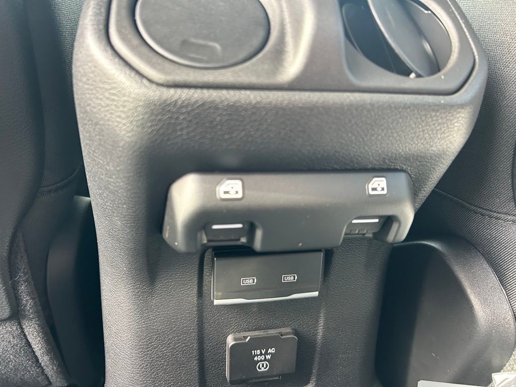 2026 Jeep Gladiator Mojave Crestwood KY