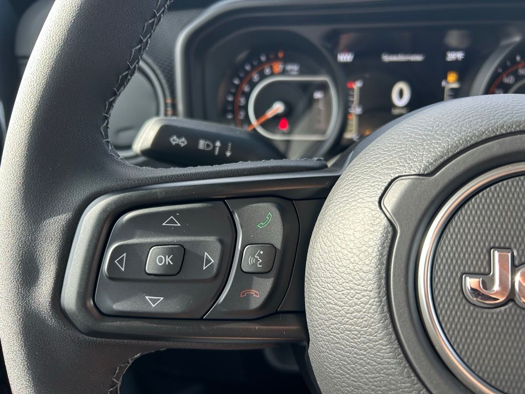 2026 Jeep Gladiator Mojave Crestwood KY