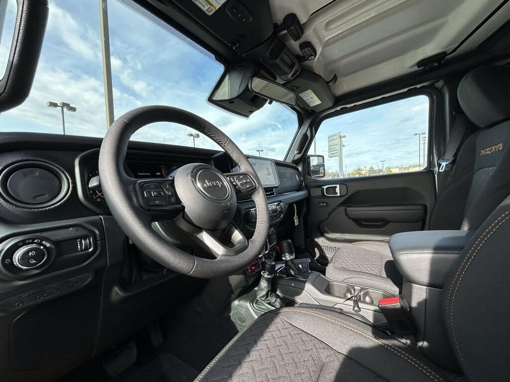 2026 Jeep Gladiator Mojave Crestwood KY