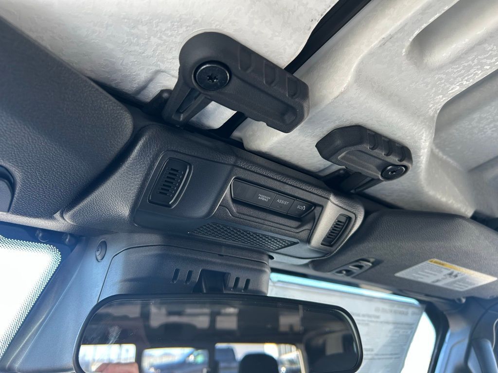 2026 Jeep Gladiator Mojave Crestwood KY