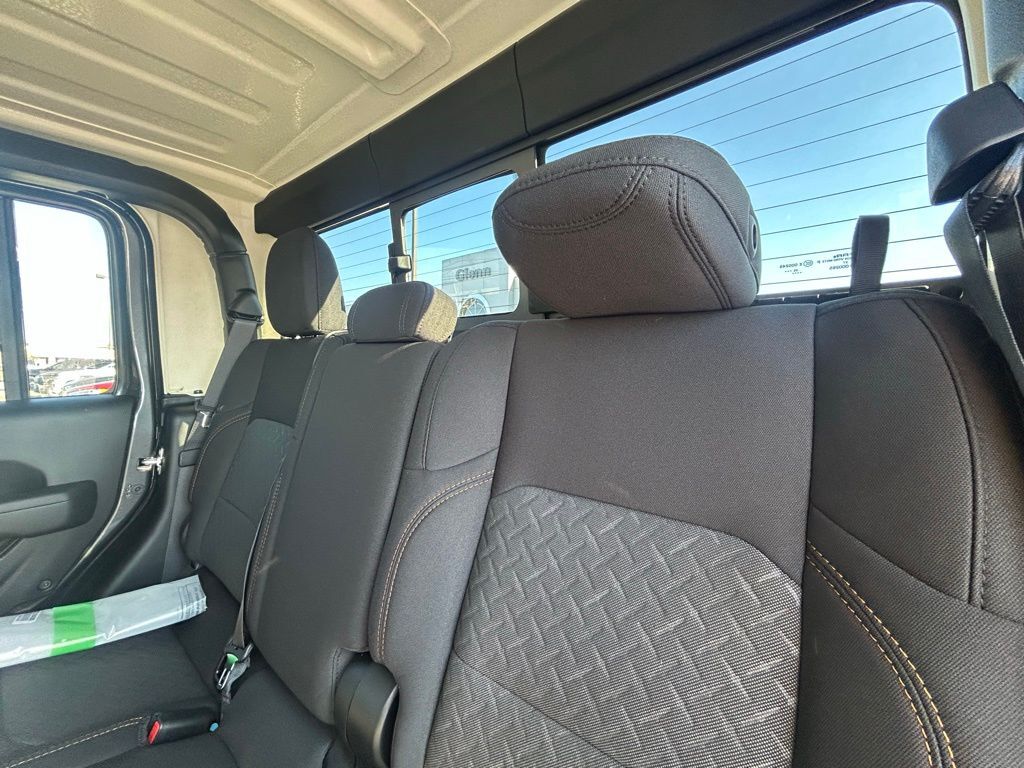 2026 Jeep Gladiator Mojave Crestwood KY