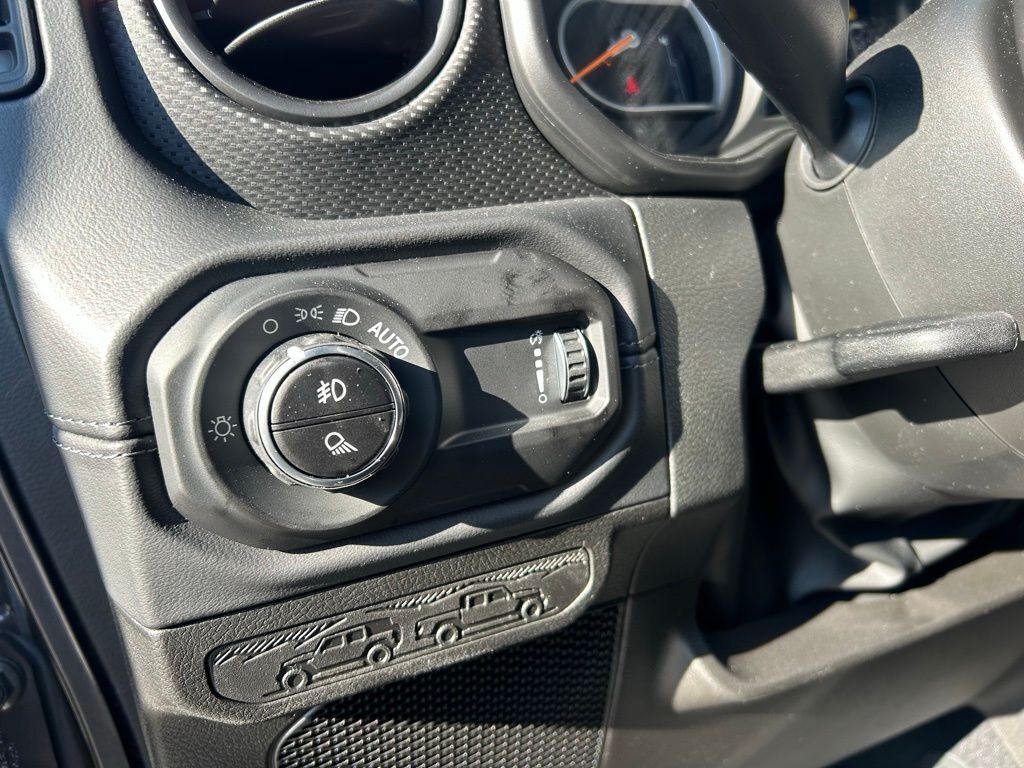 2026 Jeep Gladiator Mojave Crestwood KY