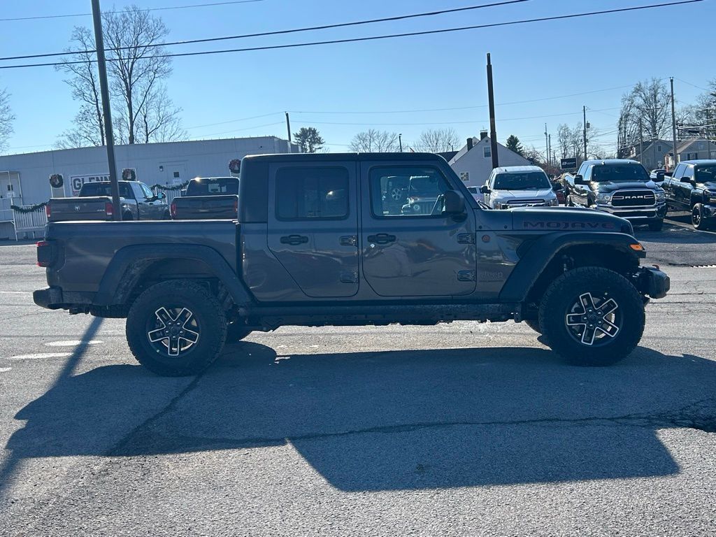 2026 Jeep Gladiator Mojave Crestwood KY