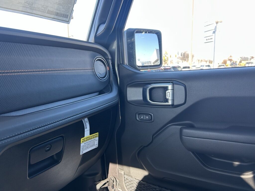 2026 Jeep Gladiator Mojave Crestwood KY