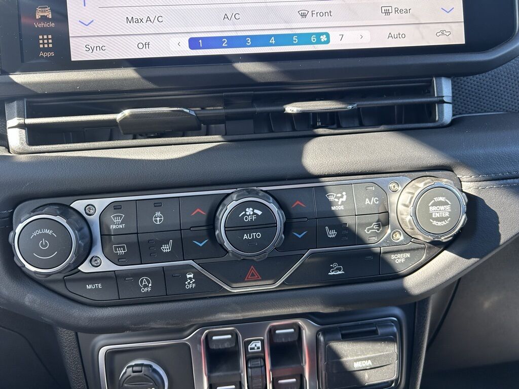 2026 Jeep Gladiator Mojave Crestwood KY