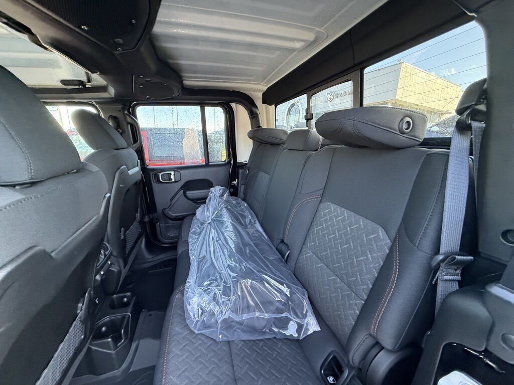 2026 Jeep Gladiator Mojave Crestwood KY