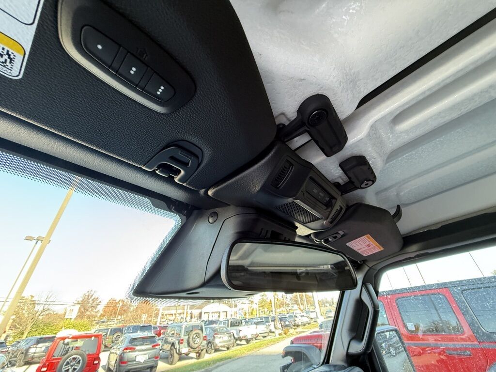 2026 Jeep Gladiator Mojave Crestwood KY