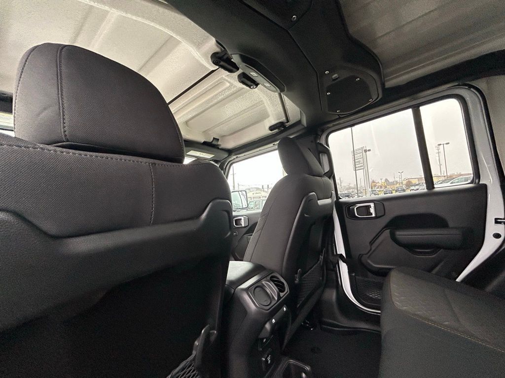 2026 Jeep Gladiator Mojave Crestwood KY