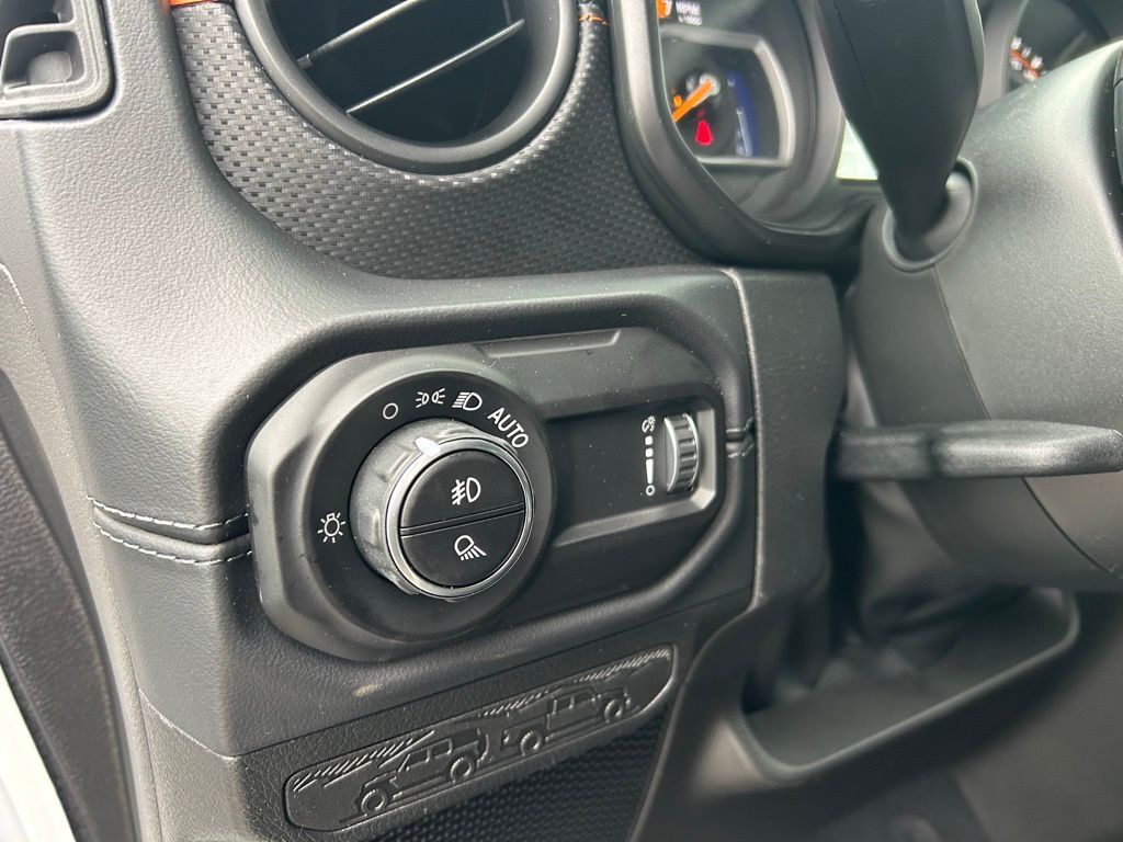 2026 Jeep Gladiator Mojave Crestwood KY