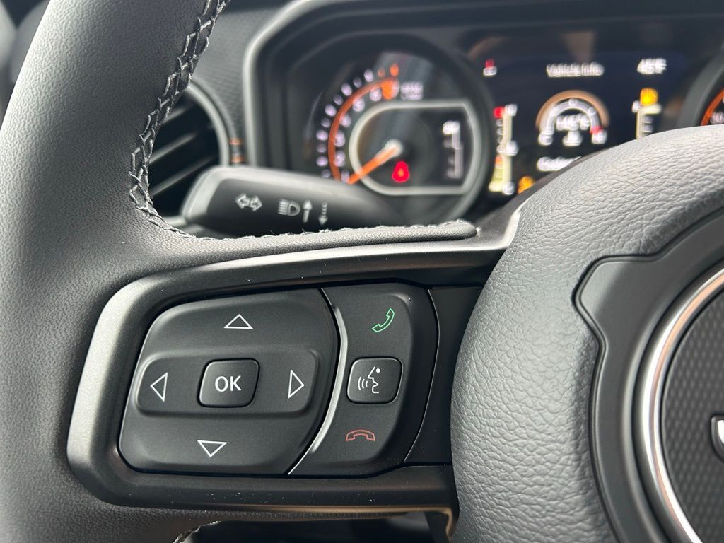 2026 Jeep Gladiator Mojave Crestwood KY