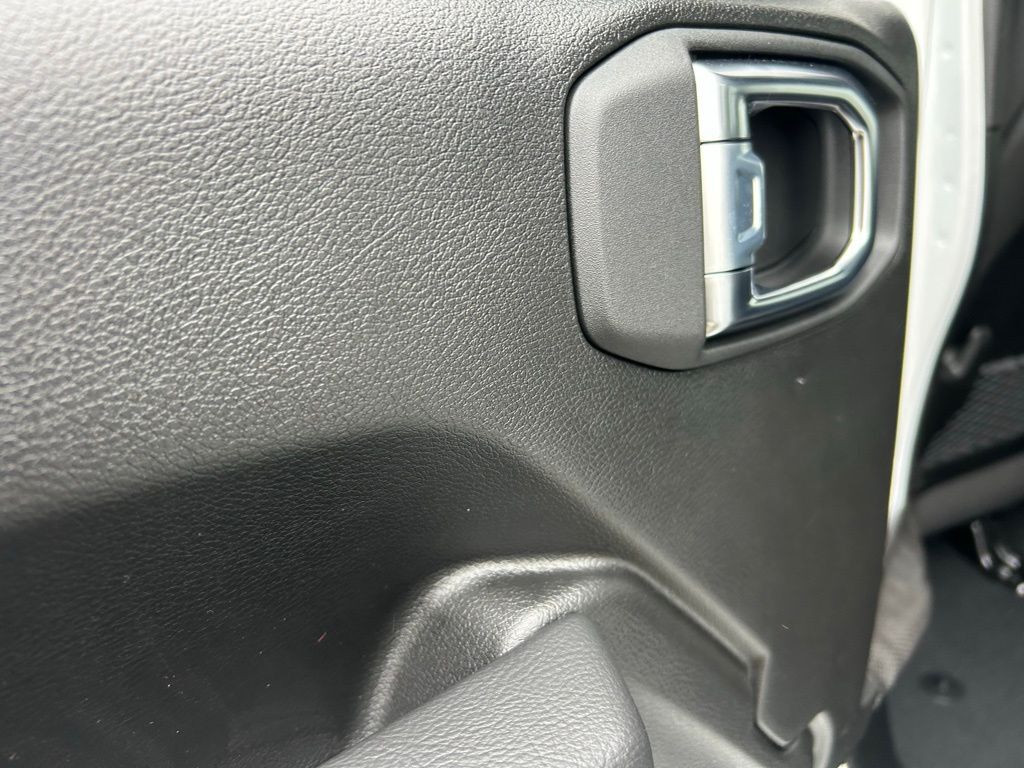 2026 Jeep Gladiator Mojave Crestwood KY