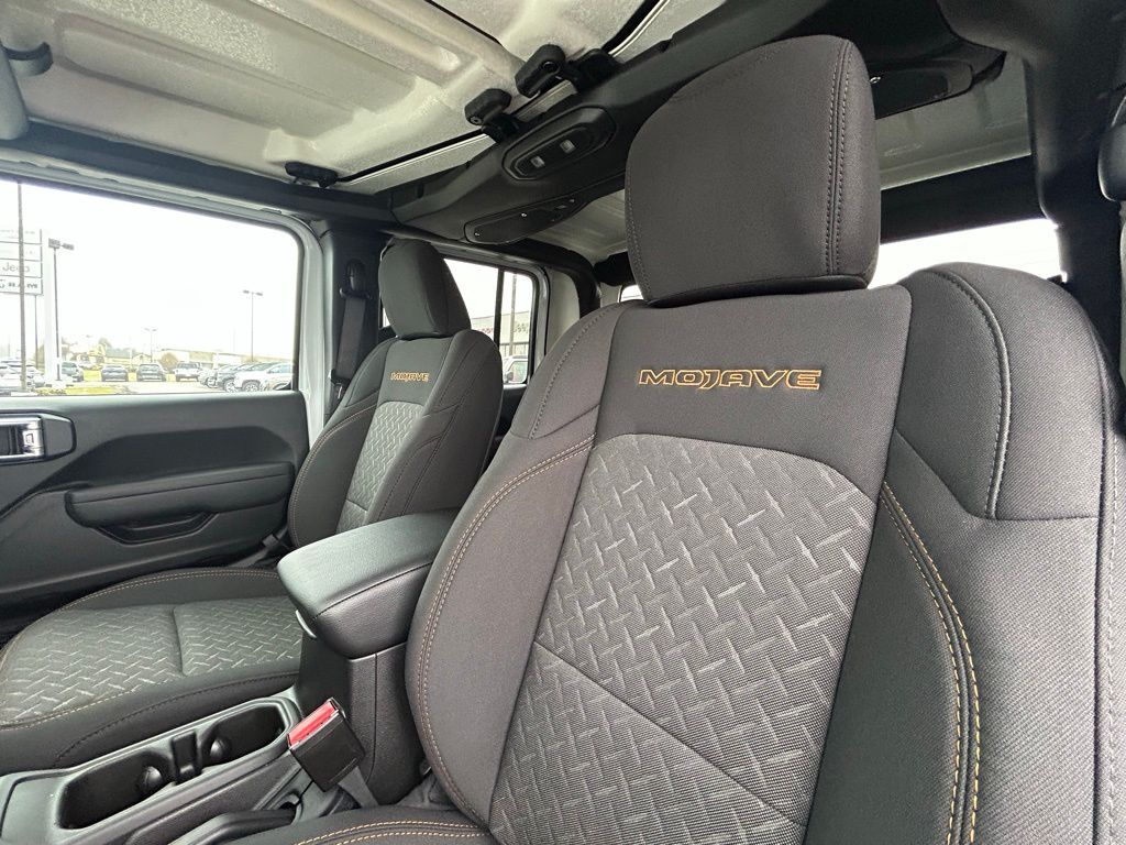 2026 Jeep Gladiator Mojave Crestwood KY