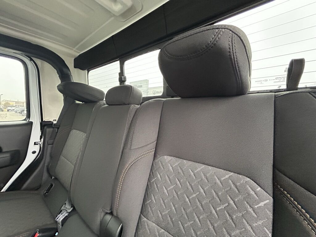 2026 Jeep Gladiator Mojave Crestwood KY