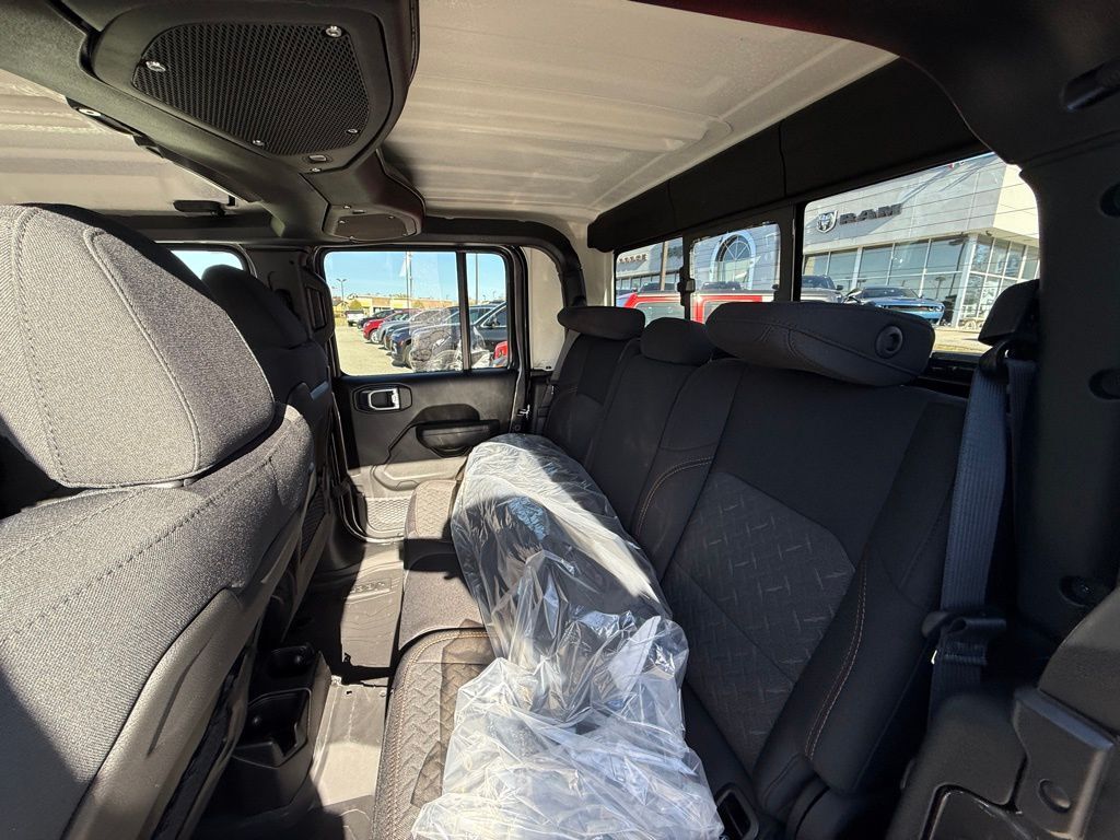 2026 Jeep Gladiator Mojave Crestwood KY