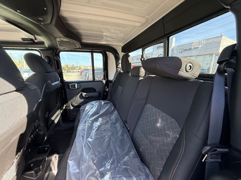 2026 Jeep Gladiator Mojave Crestwood KY