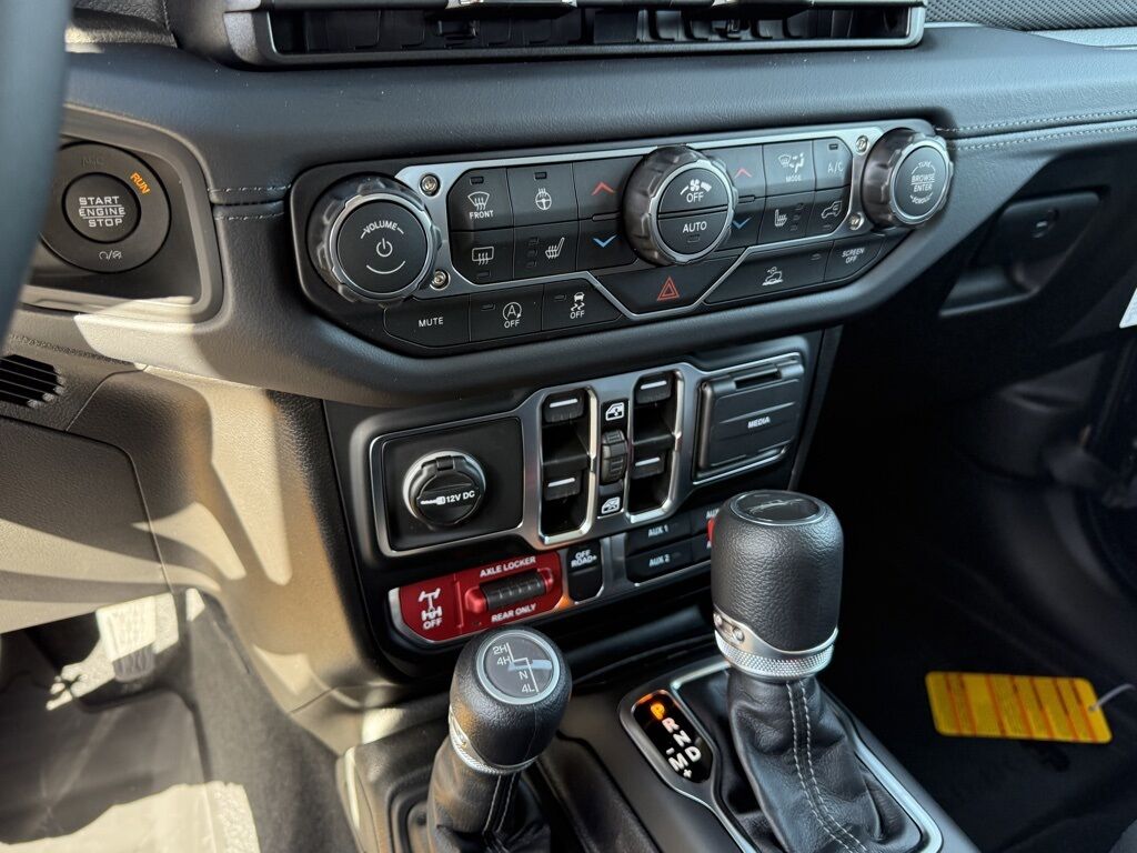 2026 Jeep Gladiator Mojave Crestwood KY