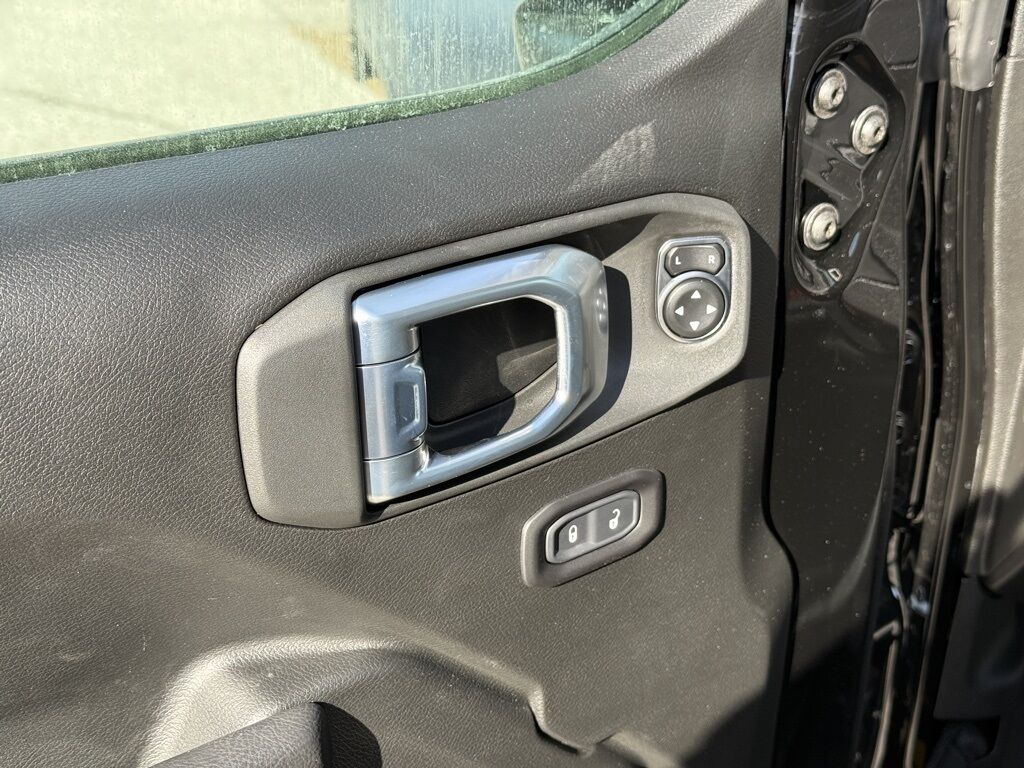 2026 Jeep Gladiator Mojave Crestwood KY