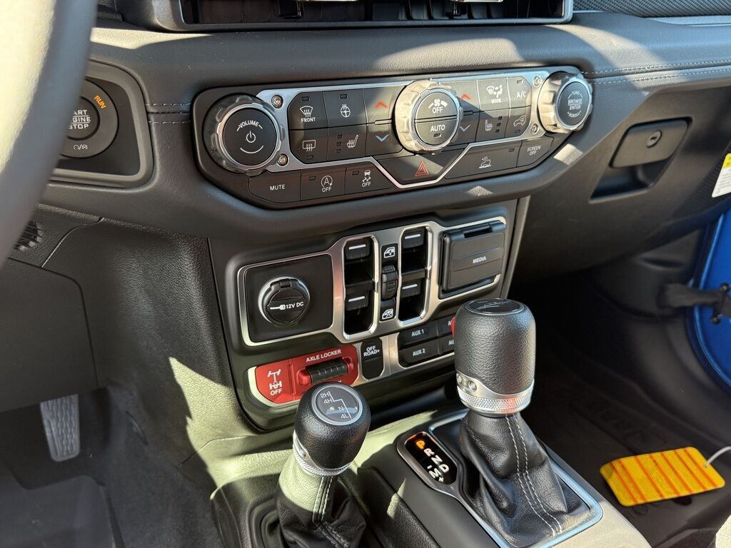 2026 Jeep Gladiator Mojave Crestwood KY