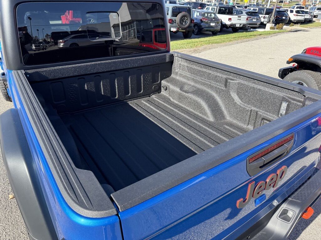 2026 Jeep Gladiator Mojave Crestwood KY