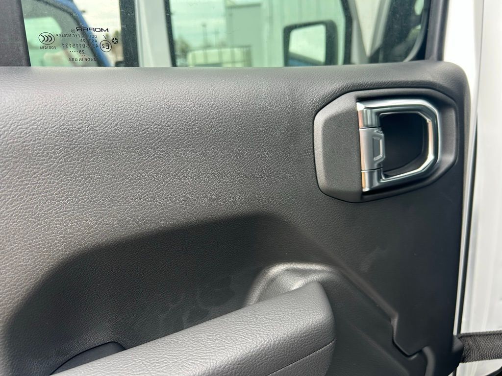 2026 Jeep Gladiator Mojave Crestwood KY