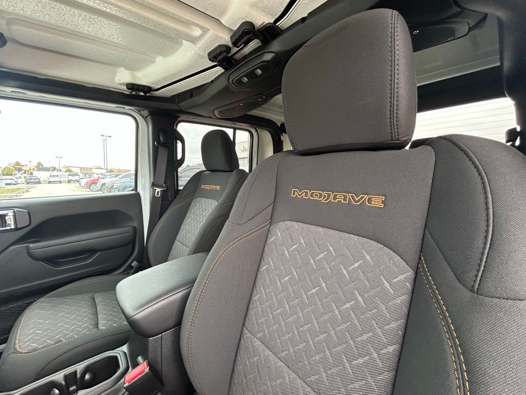 2026 Jeep Gladiator Mojave Crestwood KY