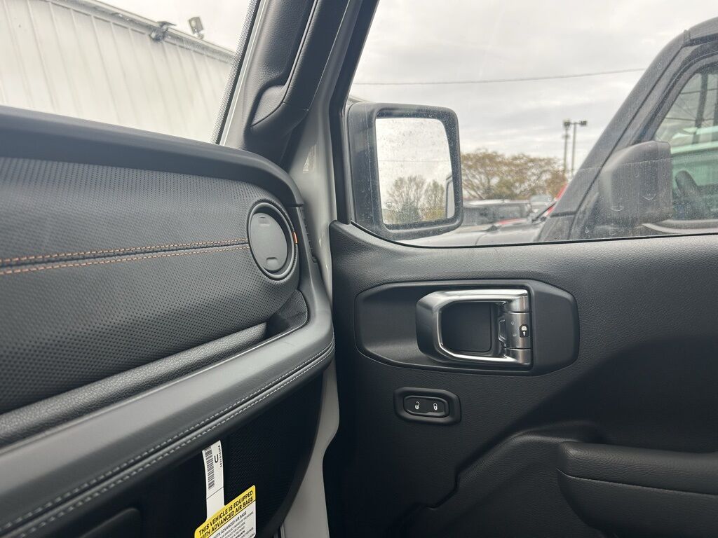 2026 Jeep Gladiator Mojave Crestwood KY